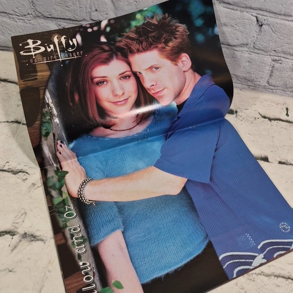 Buffy the Vampire Slayer Magazine Fall 1999 Issue 5 Graduation Angel Fox